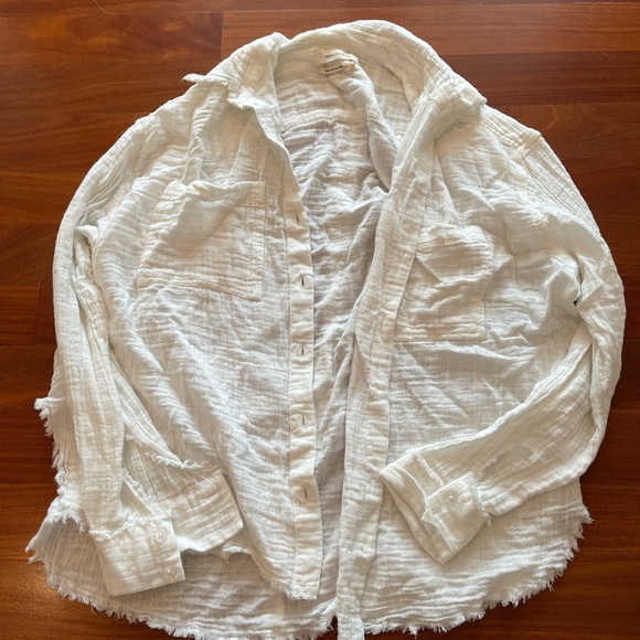 white button down never worn - Picture 2 of 3